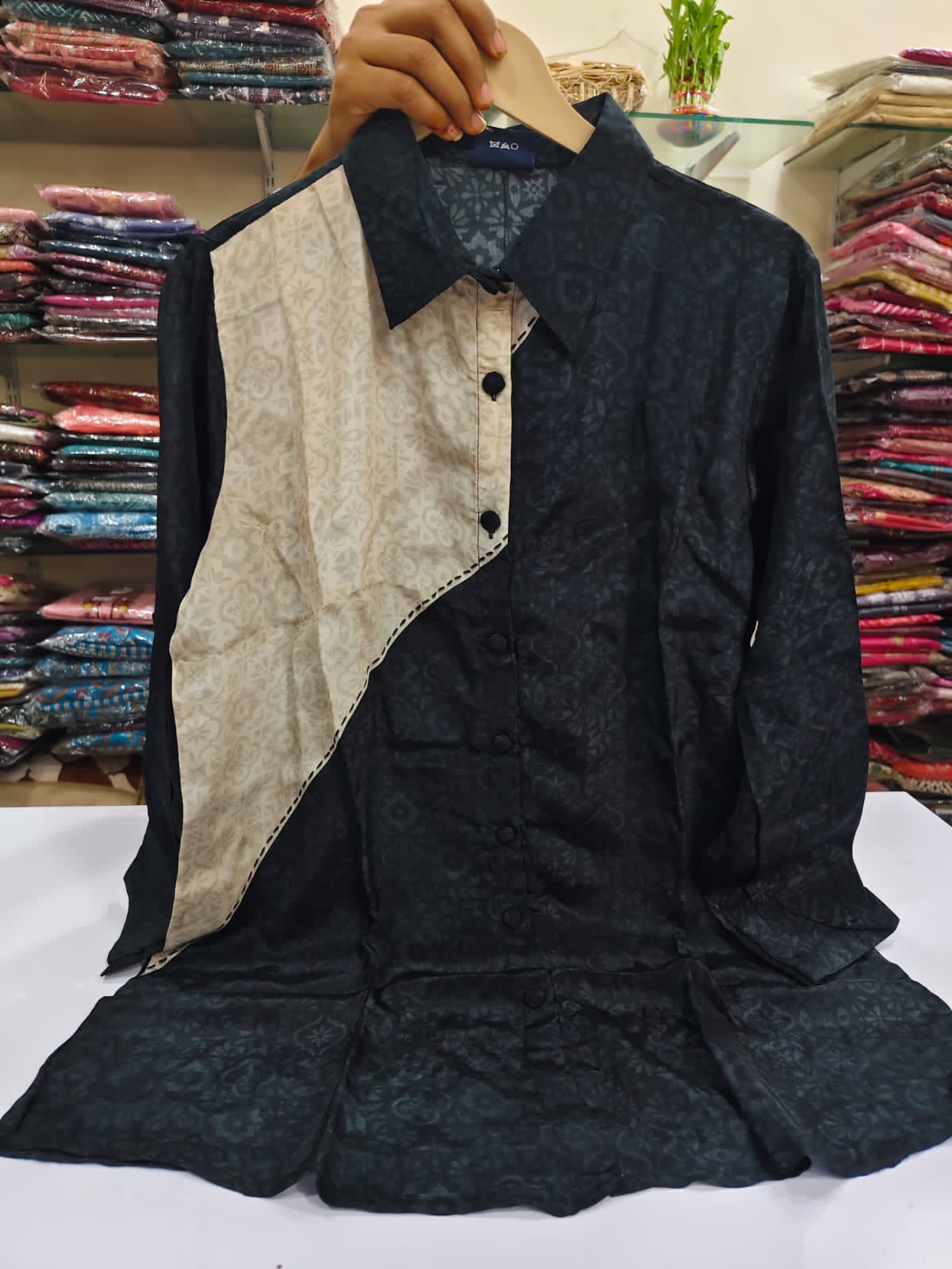 Black crape shirt (A192)