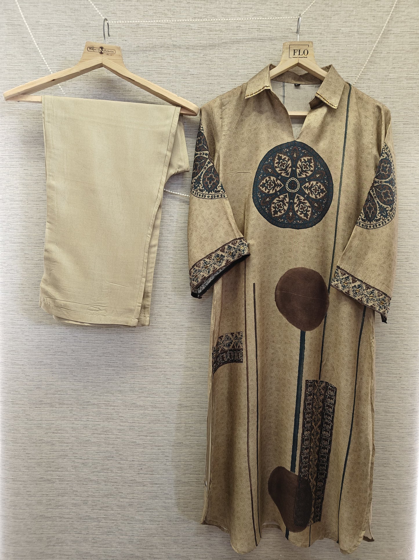 Pure Muslin smart two piece cordset (B923)
