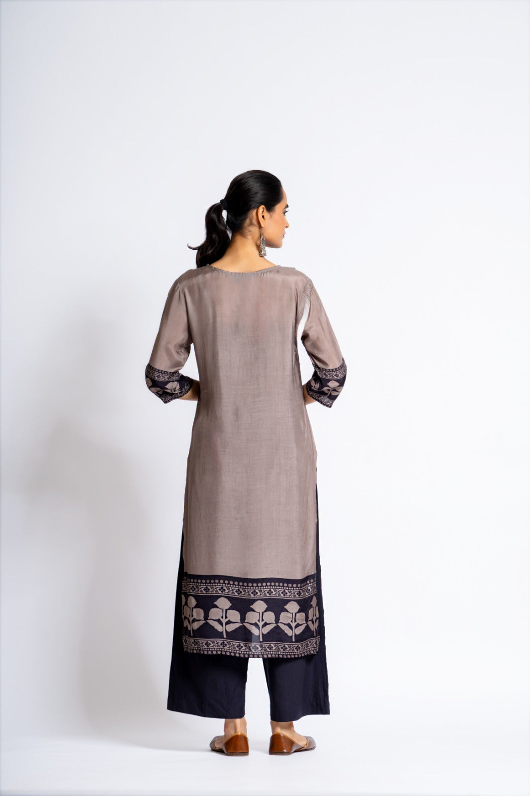 Black with grey pure mul silk two piece set (A213)