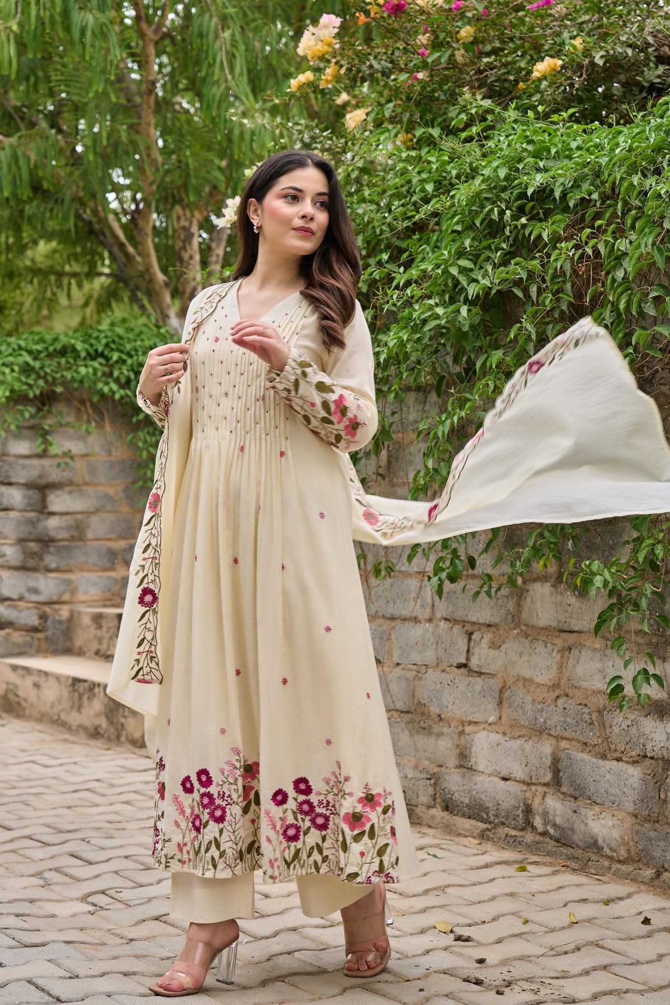 Off white pure cotton with full lining and full thread work three piece set (A317)