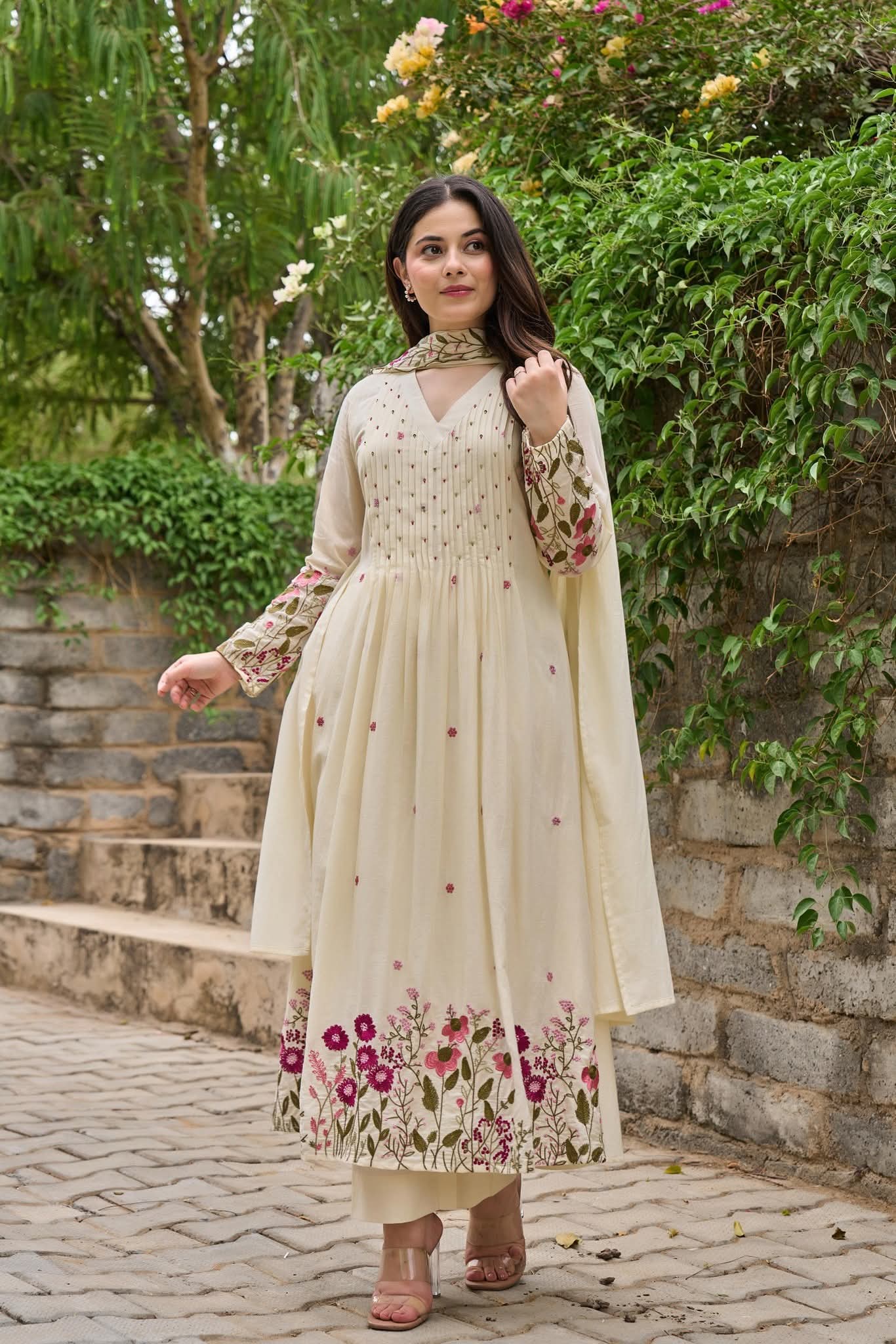 Off white pure cotton with full lining and full thread work three piece set (A317)