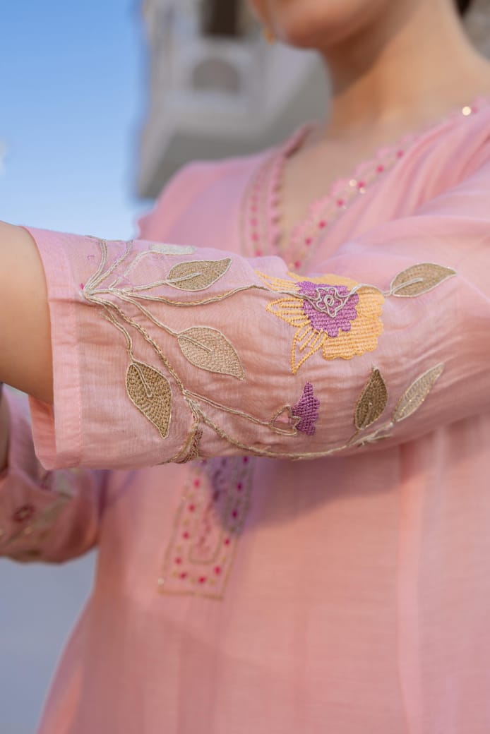 Pink mul chanderi with full thread work three piece set (P2033)