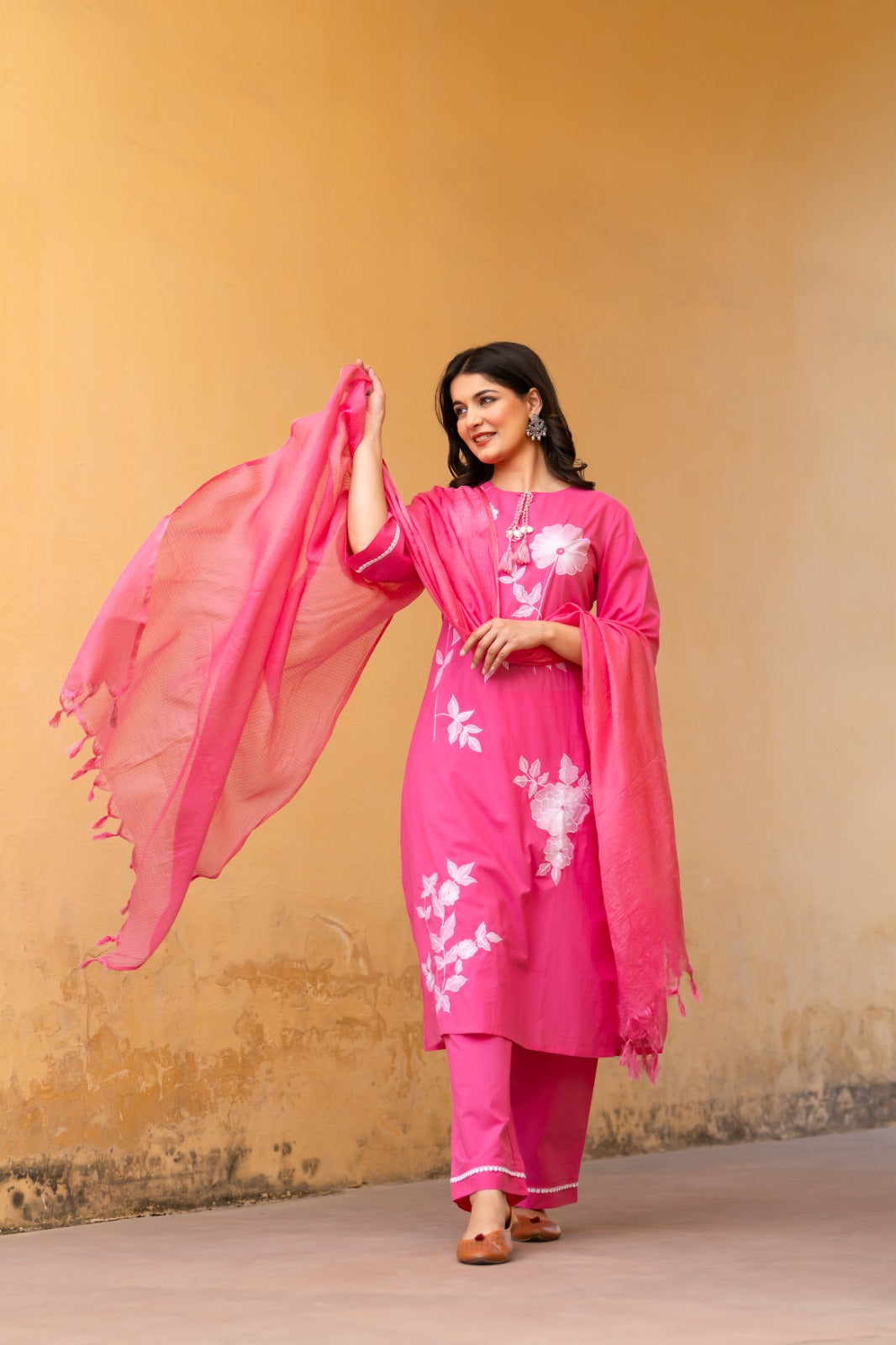 Pink pure cotton fully thread work with kota dupatta three piece set (P2069)