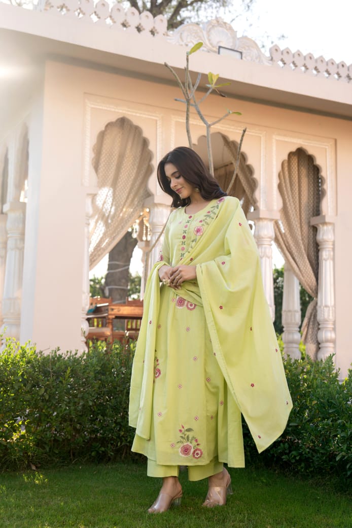 Green cotton with thread embroidery three piece set (P2073)