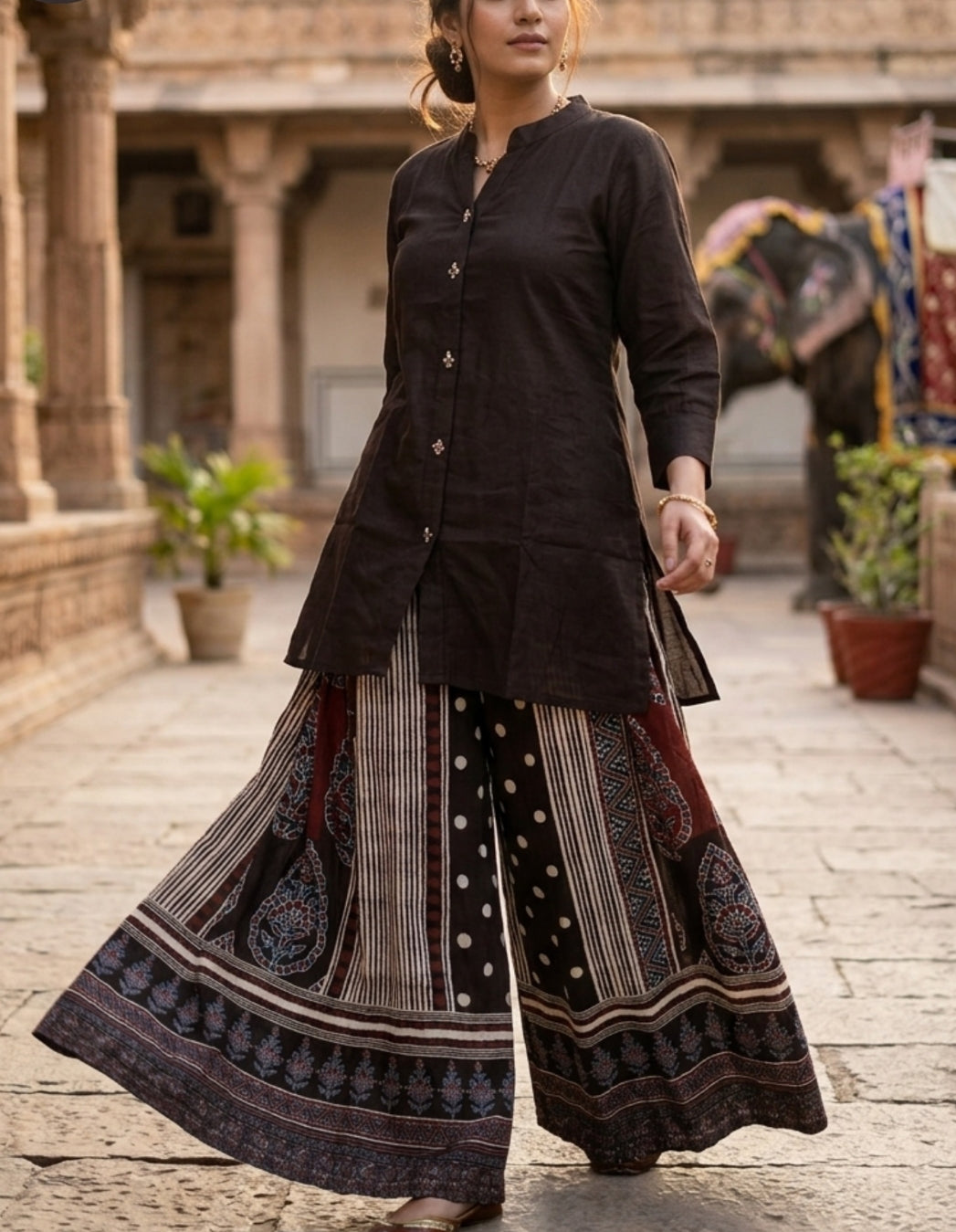 Pure muslin smart two piece cordset (B985)