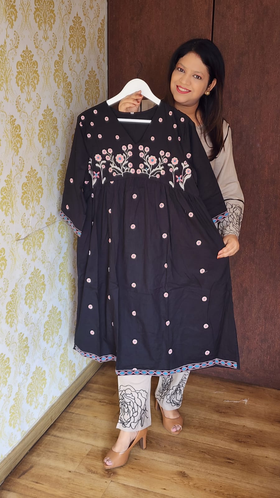 Black fully thread work with lining and deep mobile pocket one piece dress (P1634)