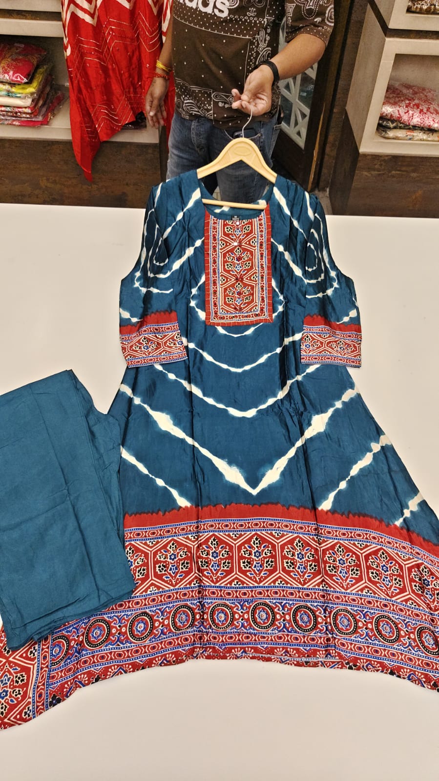 Pure gaji silk two piece cordset (C476)
