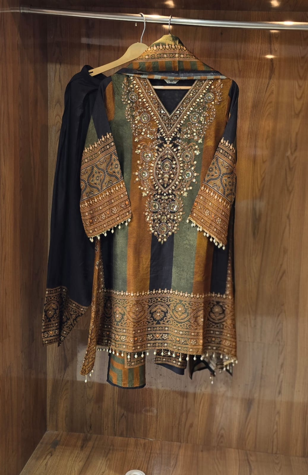 Russian silk with lining smart farshi salwar three piece set (S359)
