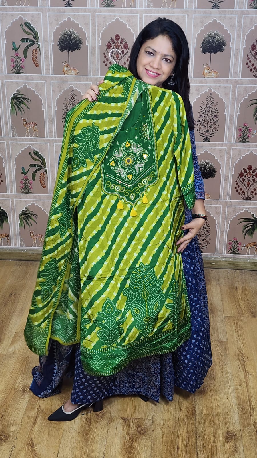 Natural crape bandani with lehriya and chinnon dupatta three piece set (S259)