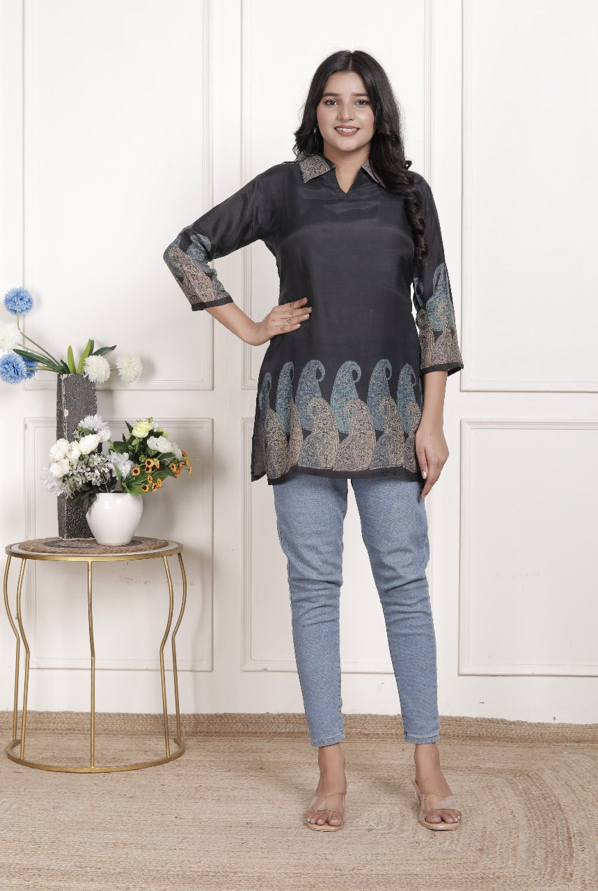Black paisaly pure mul silk only Top length is 31 inch (A427)