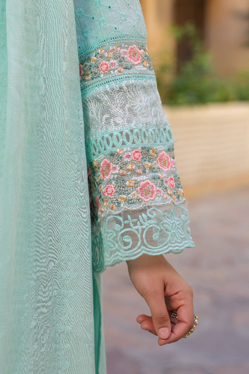 Light sea green pakistani pattern three piece set (P1958)