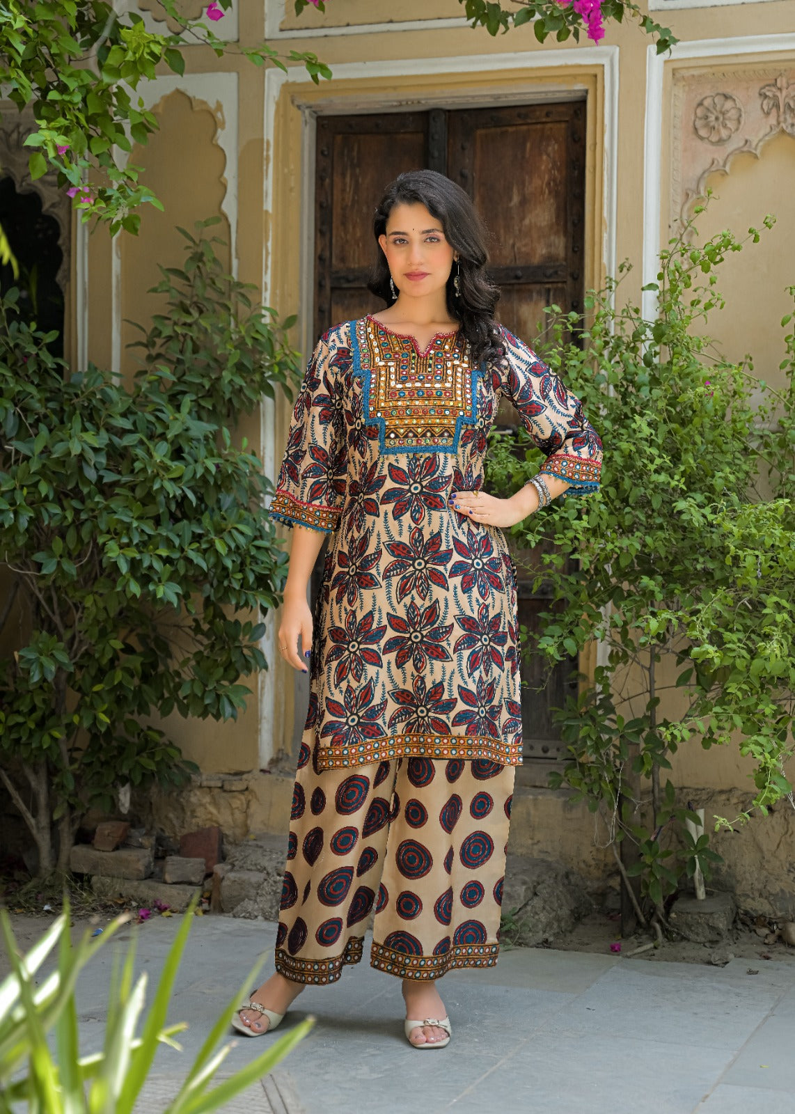 Pure crape silk with mul lining three piece set (C470)
