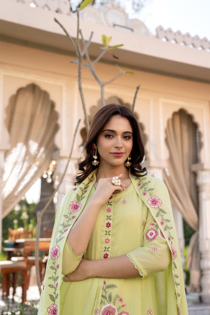 Green cotton with thread embroidery three piece set (P2073)