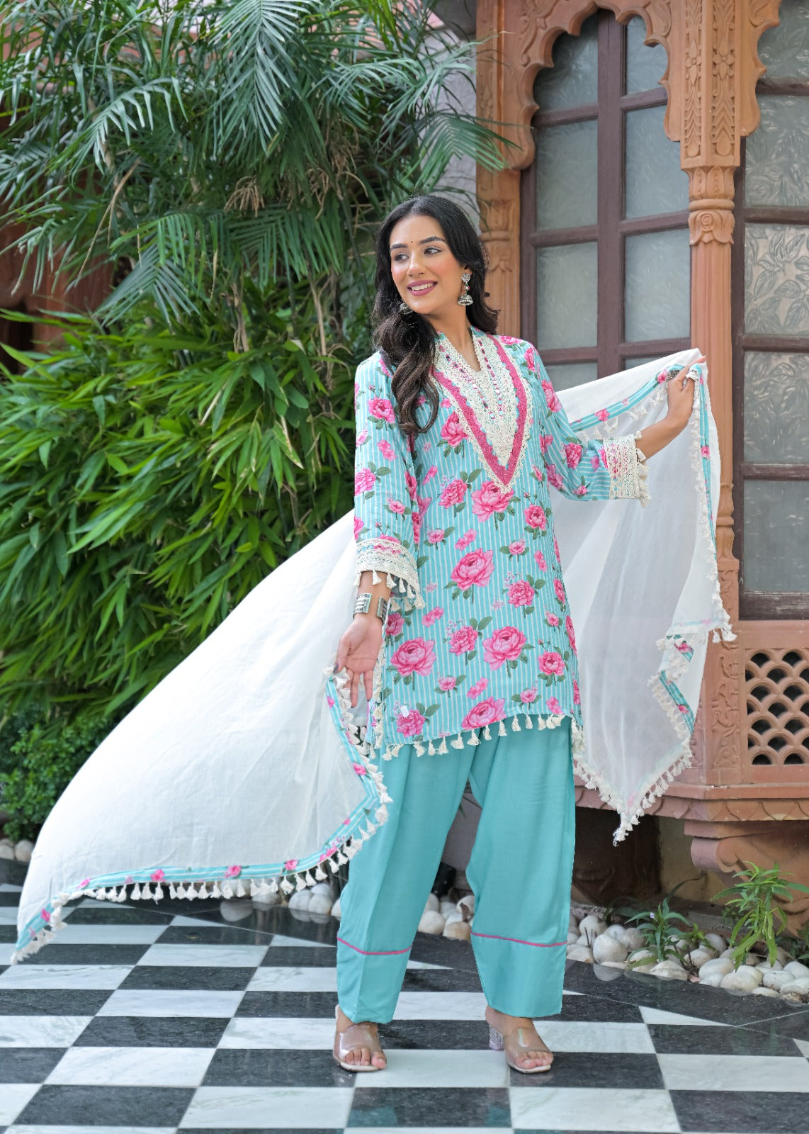 Pure muslin with lining and farshi salwar with dupatta very beautiful three piece set (C202)