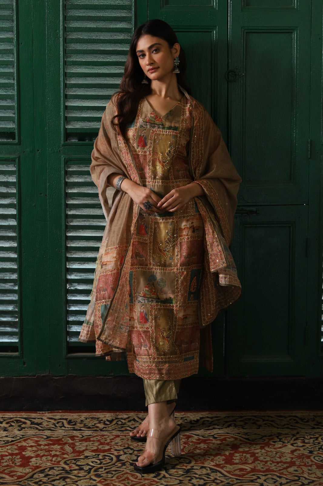 Gold chanderi with katha work three piece set (A484)