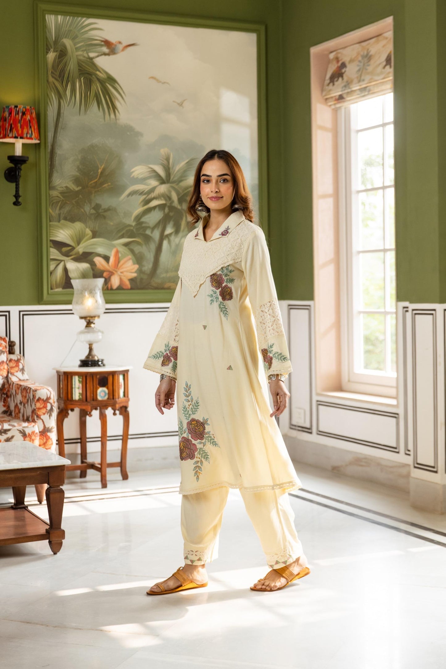 Off white pakistani pattern full thread work two piece cordset (B161)