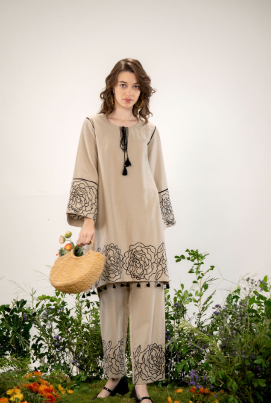 Light mud grey fully thread work designer two piece cordset (P1637)