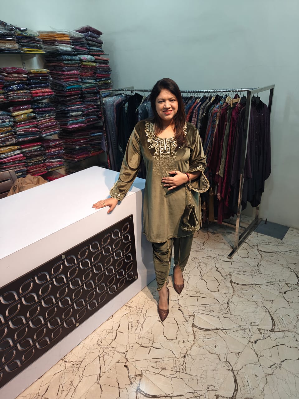 Green velvet with tulip pant and potli bag (W22)