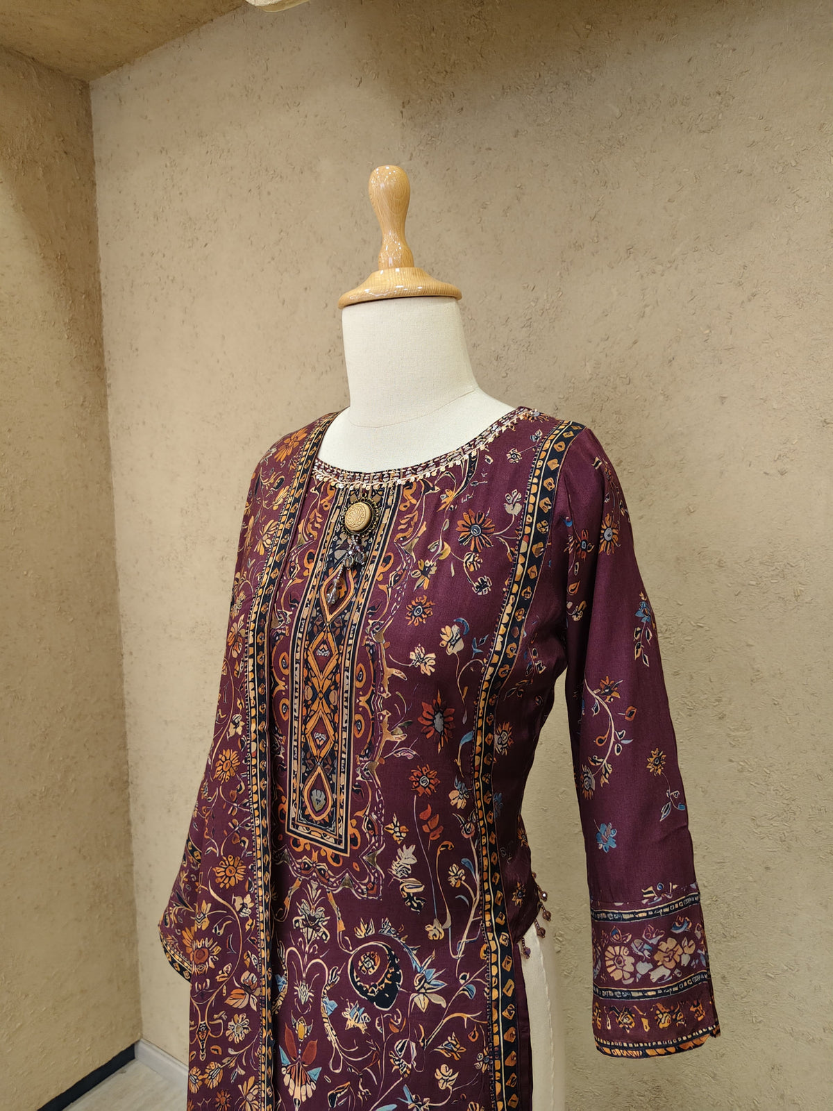 Viscose crape digital print three piece set (C733)