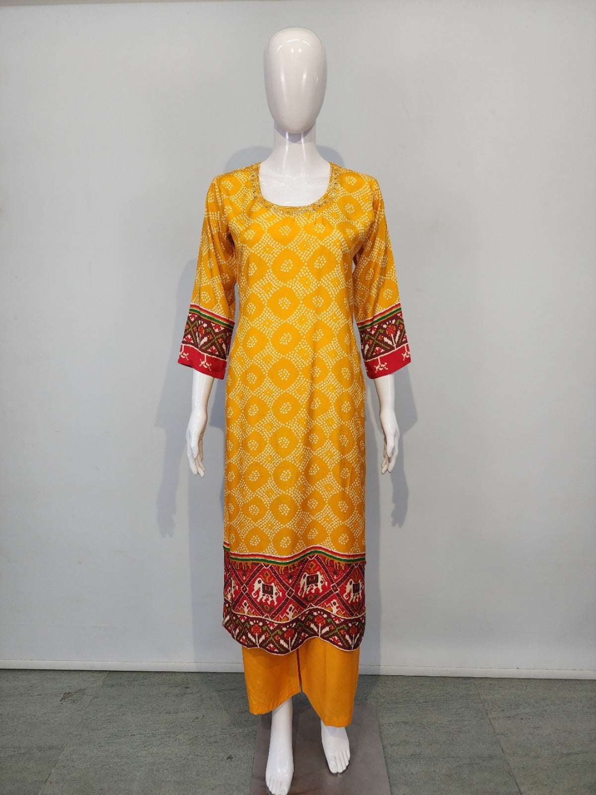 Mango yellow bandani with patola print two piece set (P1610)