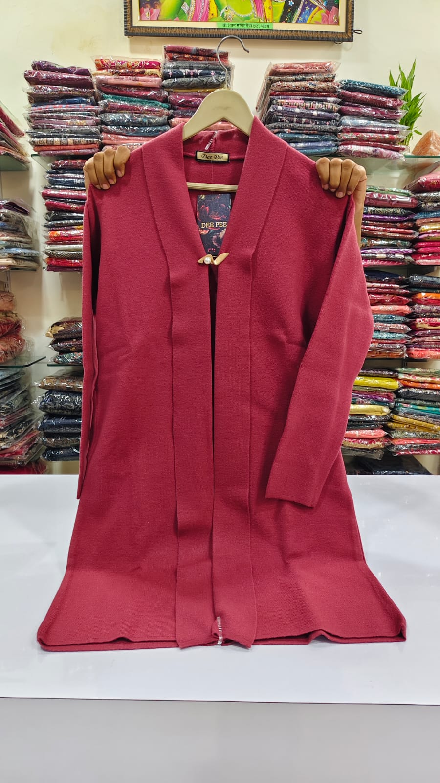 Pure soft kinted wool only shrug  free sizs upto xxl (Z8)