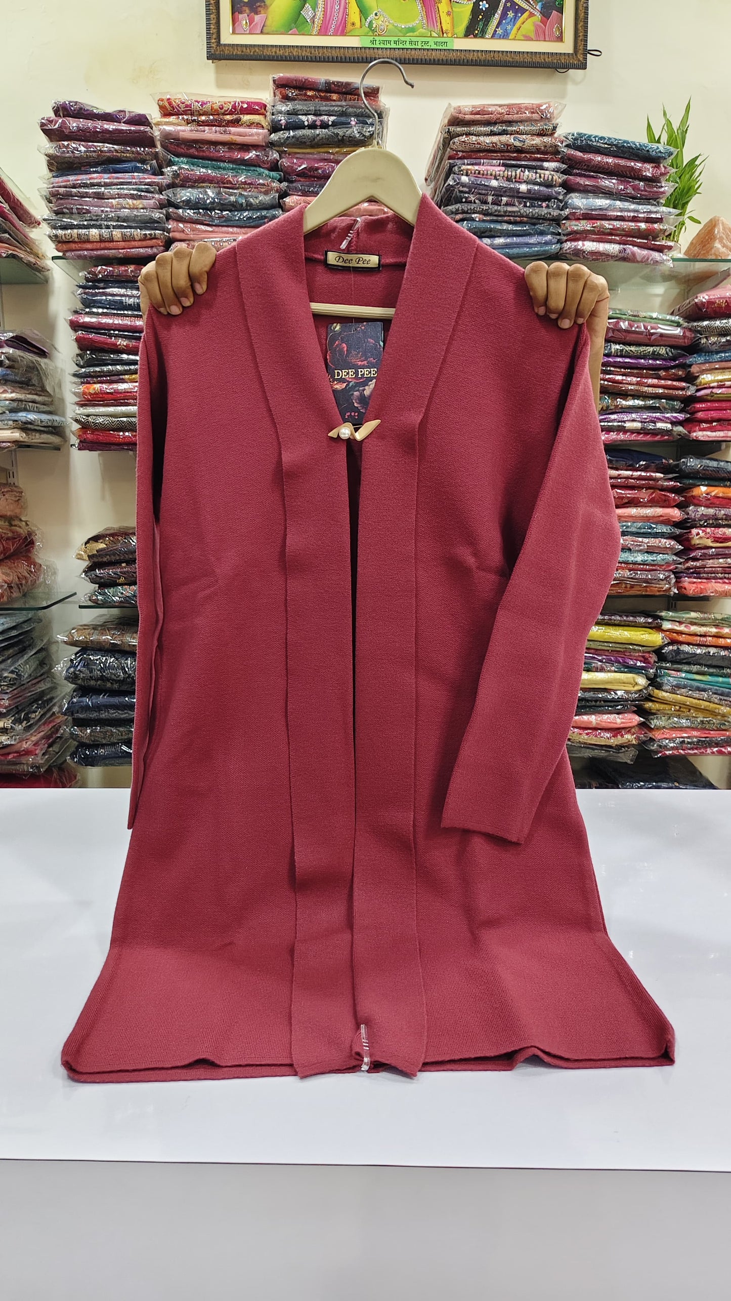 Pure soft kinted wool only shrug  free sizs upto xxl (Z8)