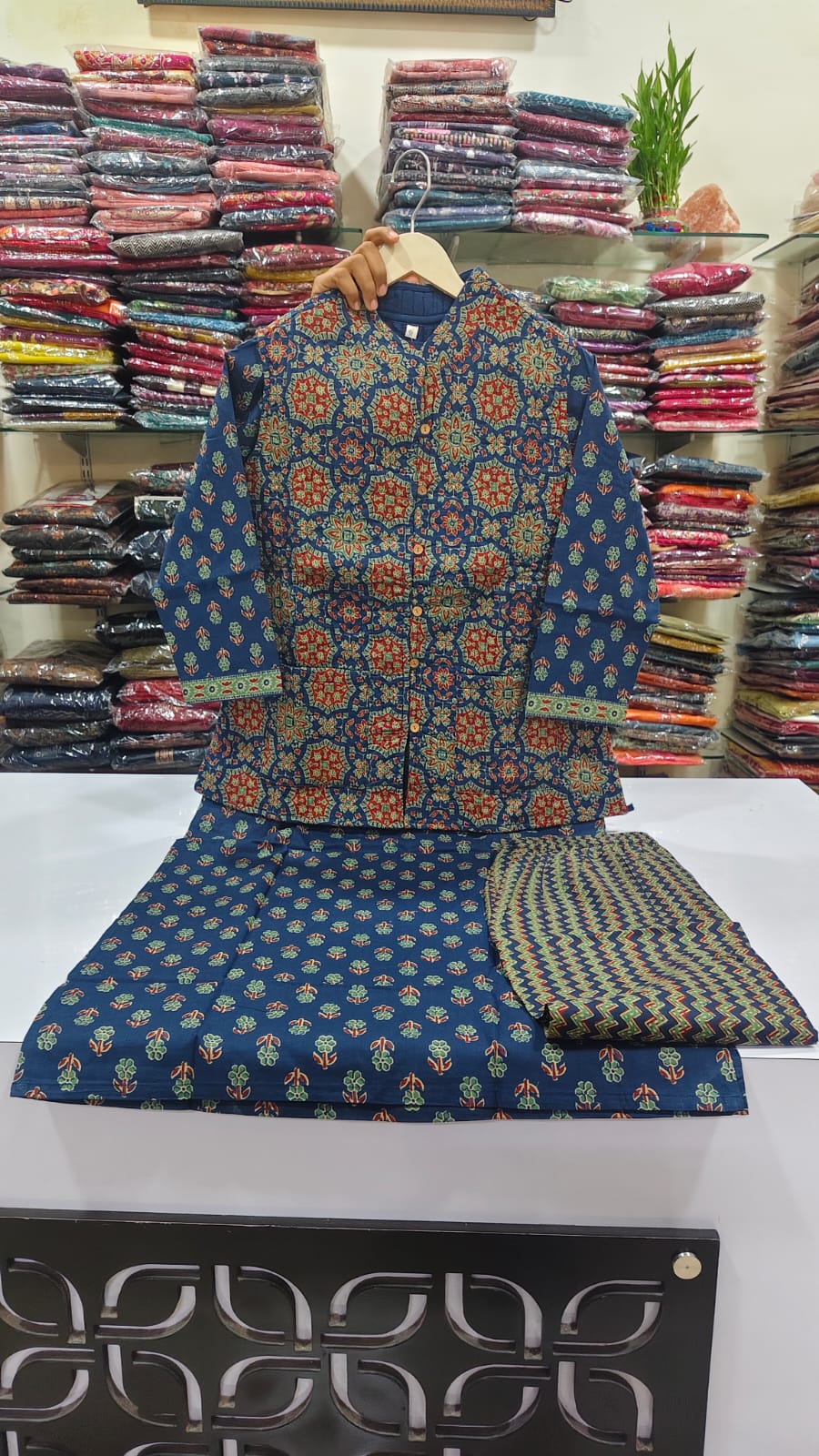 Quilted jacket three piece set (A1256)