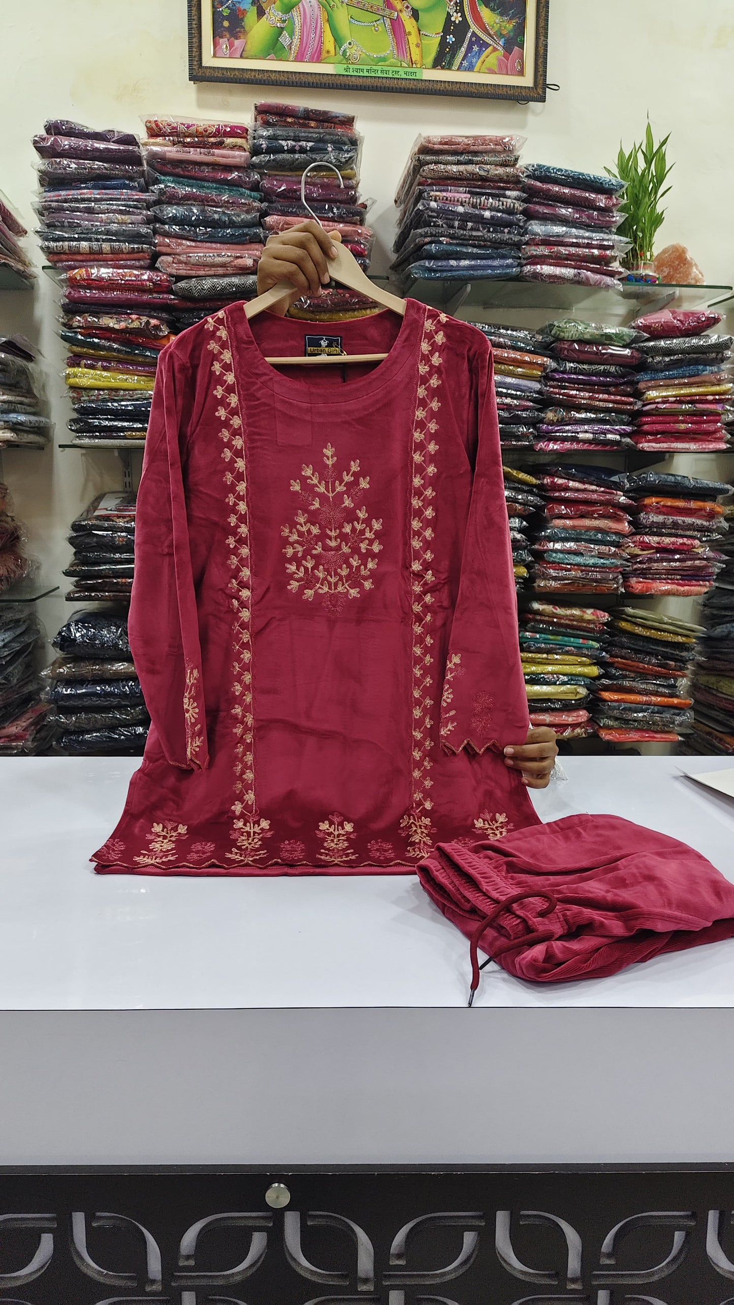 Velvet cortrize embroidered cordset(Z29)