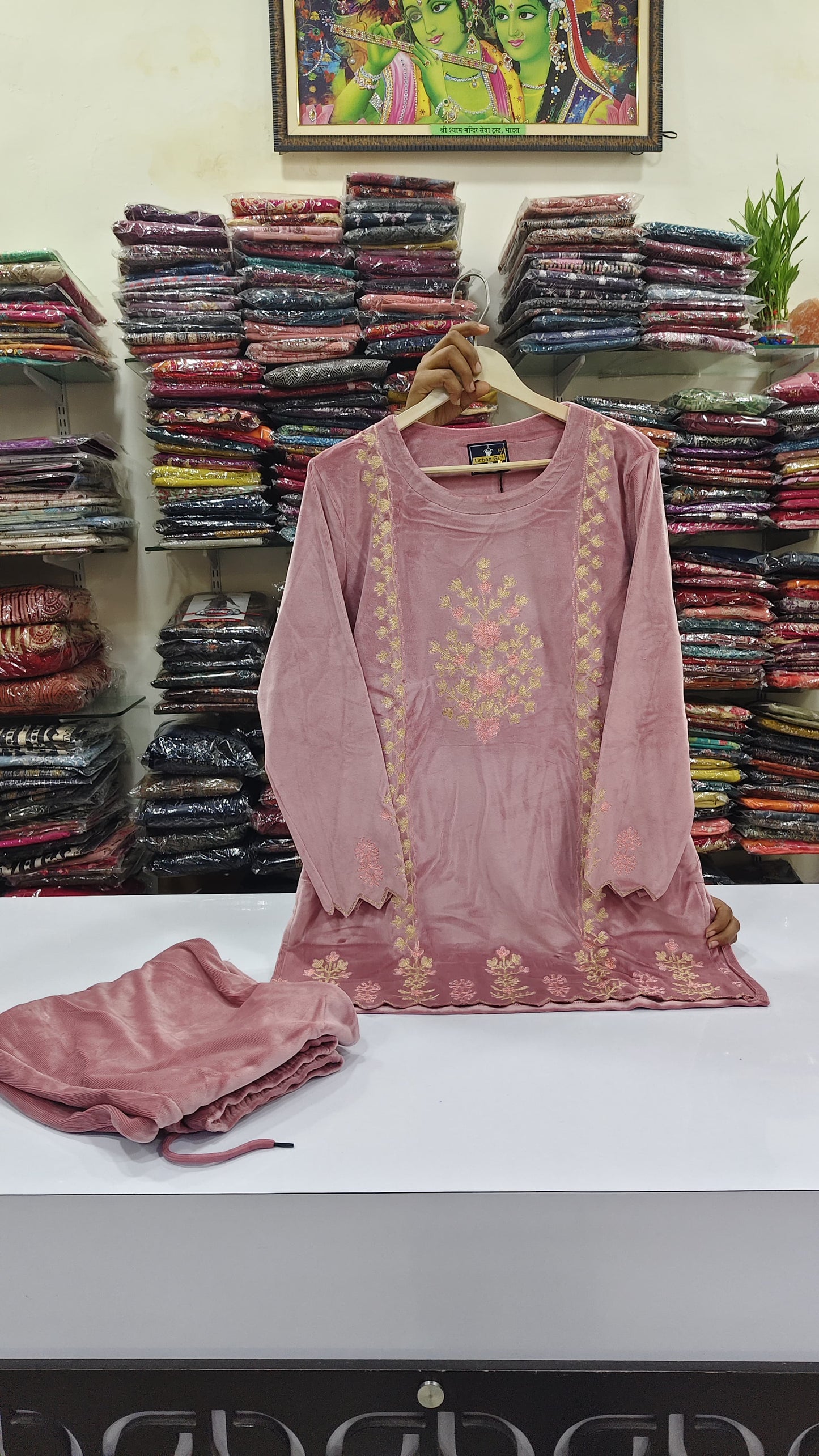 Velvet cortrize embroidered cordset(Z29)