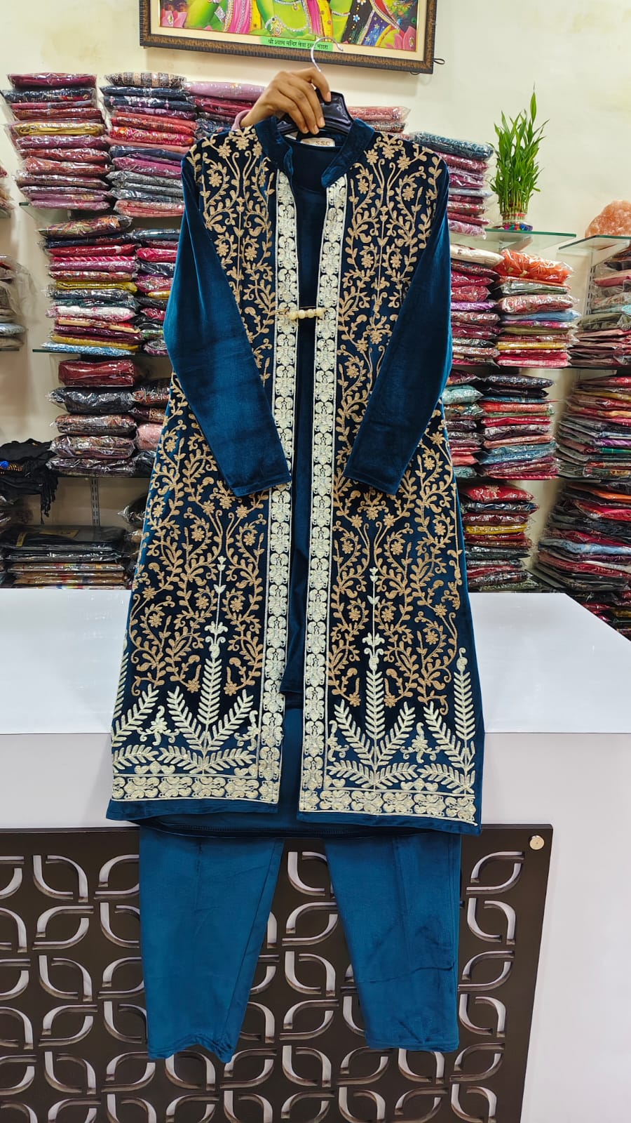 Premium velvet detachable shrug two piece set( B43)