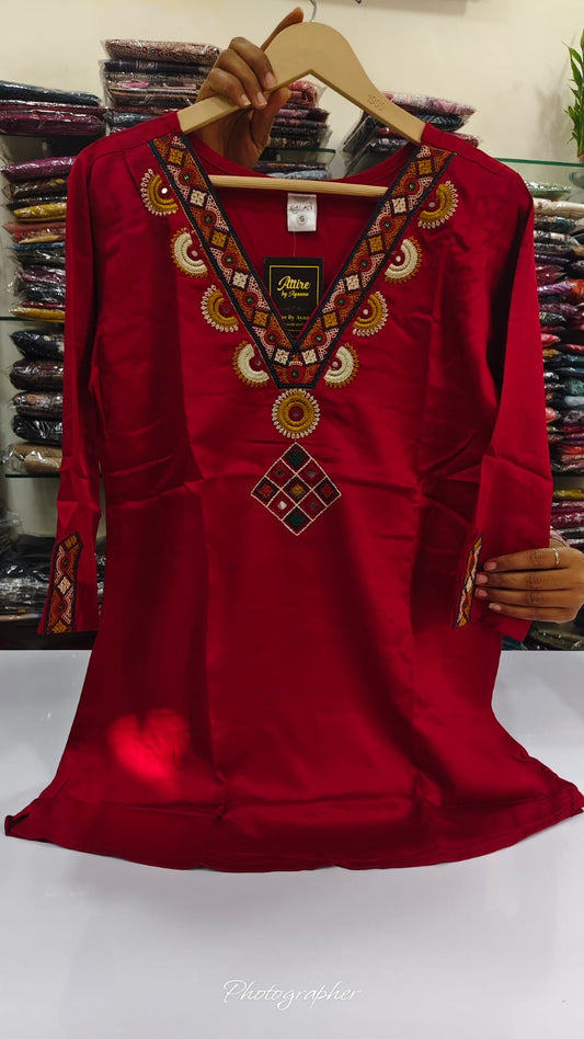 Gaji silk top length 33 inch (A1906)