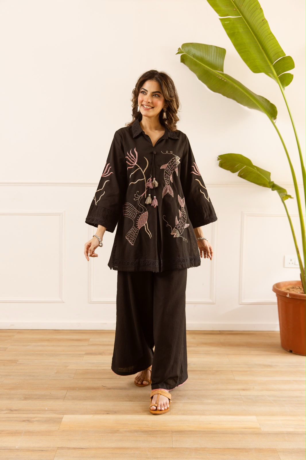 Cotton with thread work stylish two piece cordset (B949)