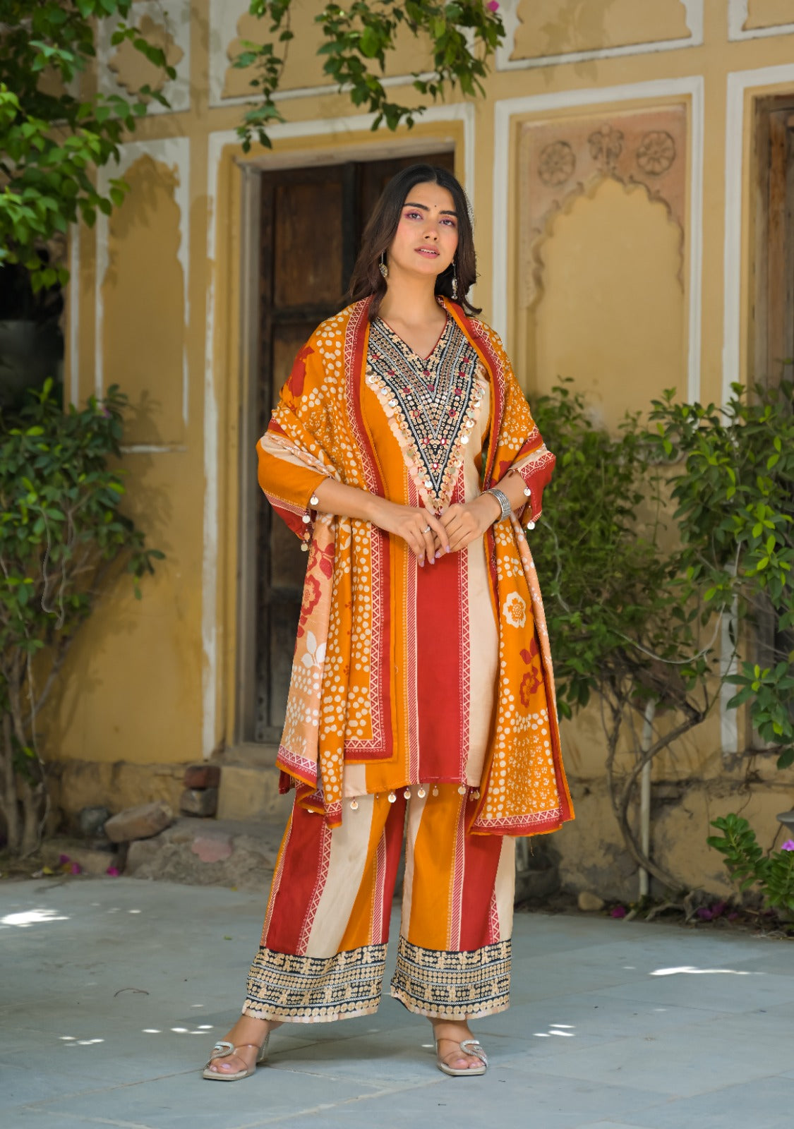 Natural crape smart two piece cordset (C448)