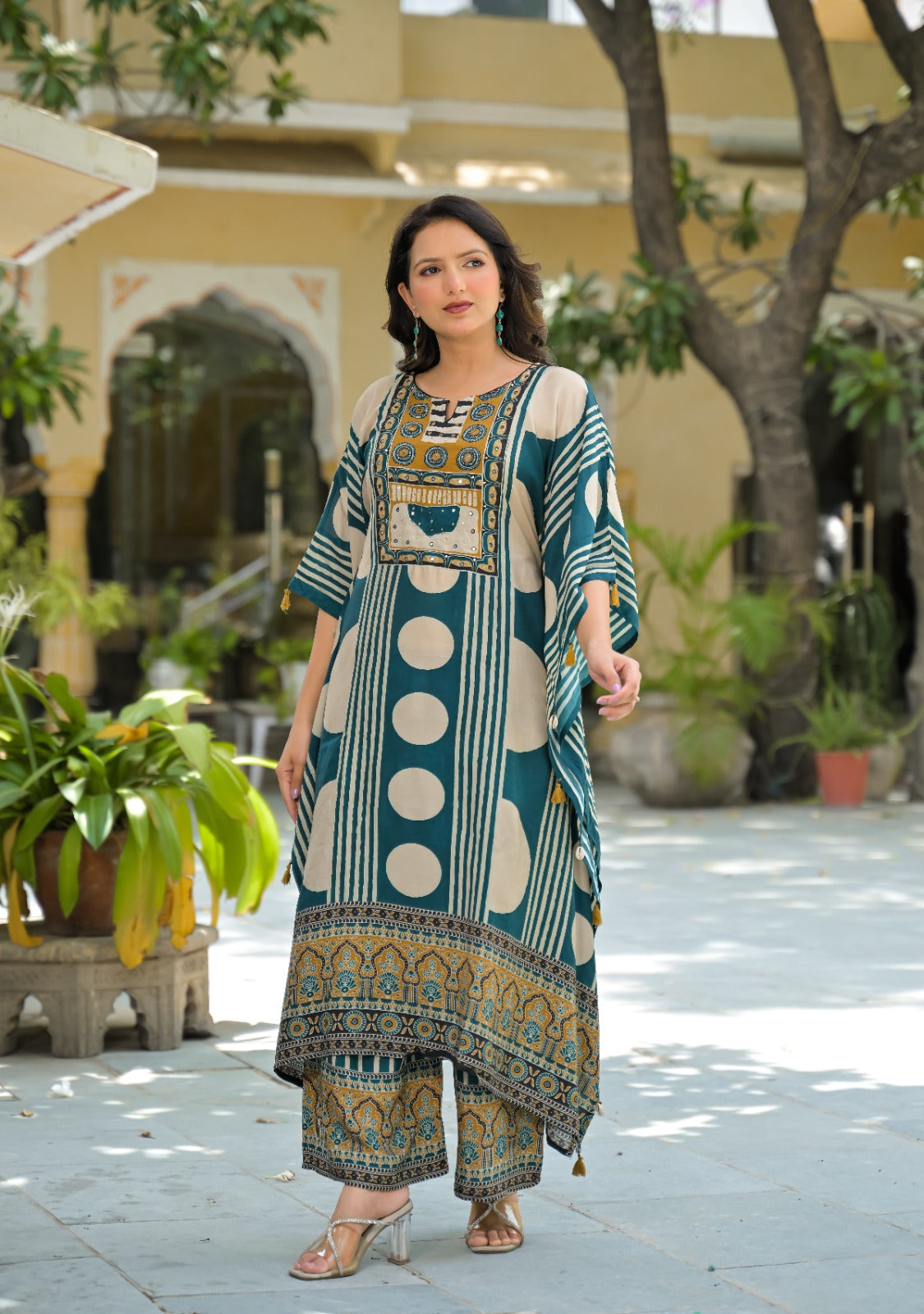 Smart crape two piece kaftan set,(C446)