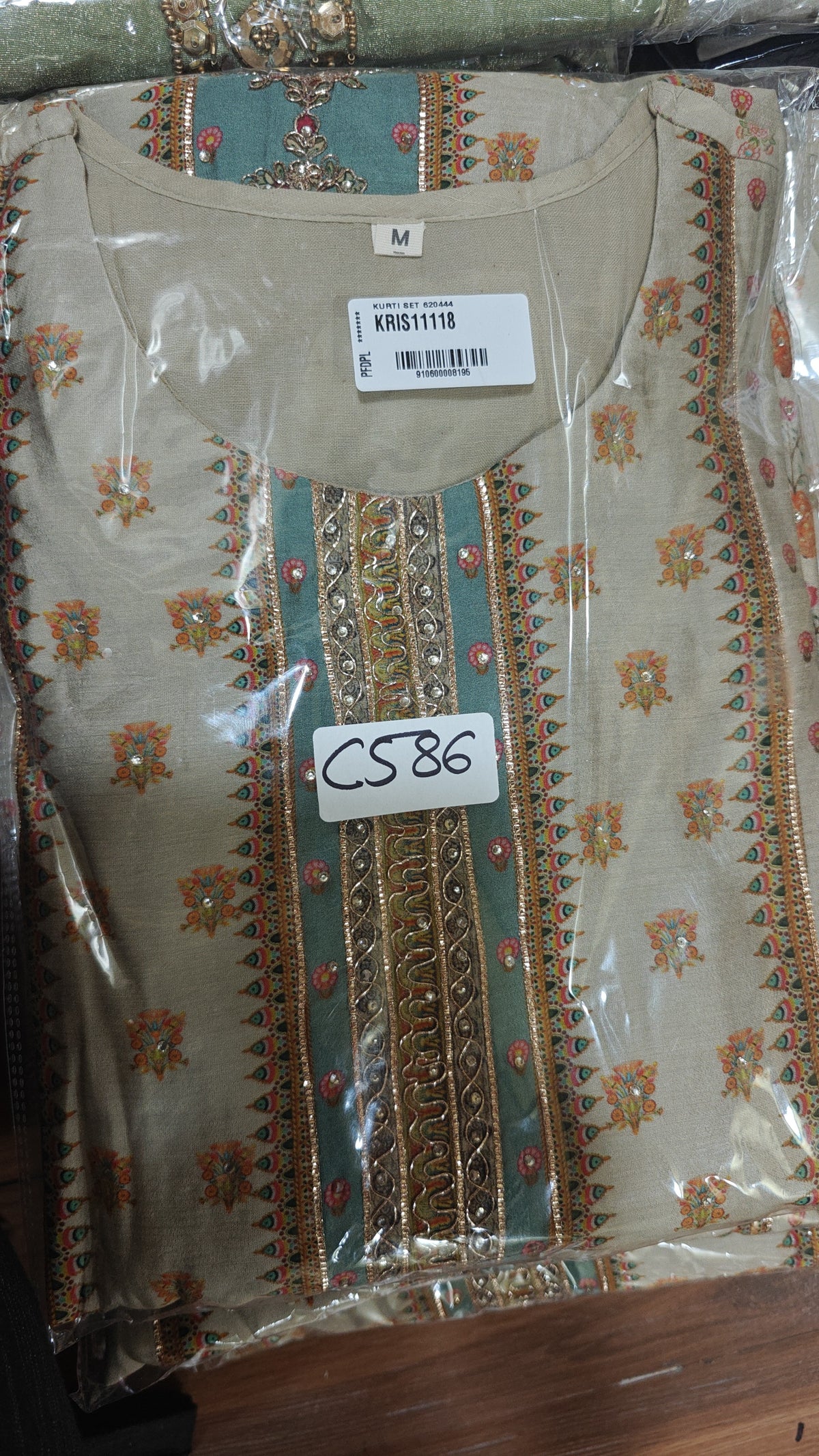 C586