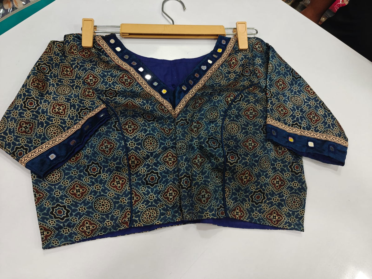 Mashroo silk with lining paded (F117)