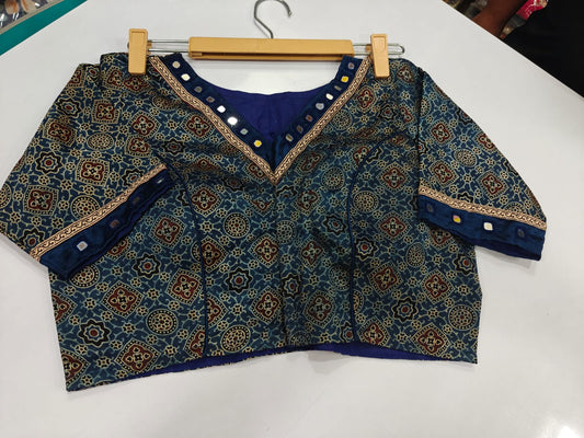 Mashroo silk with lining paded (F117)