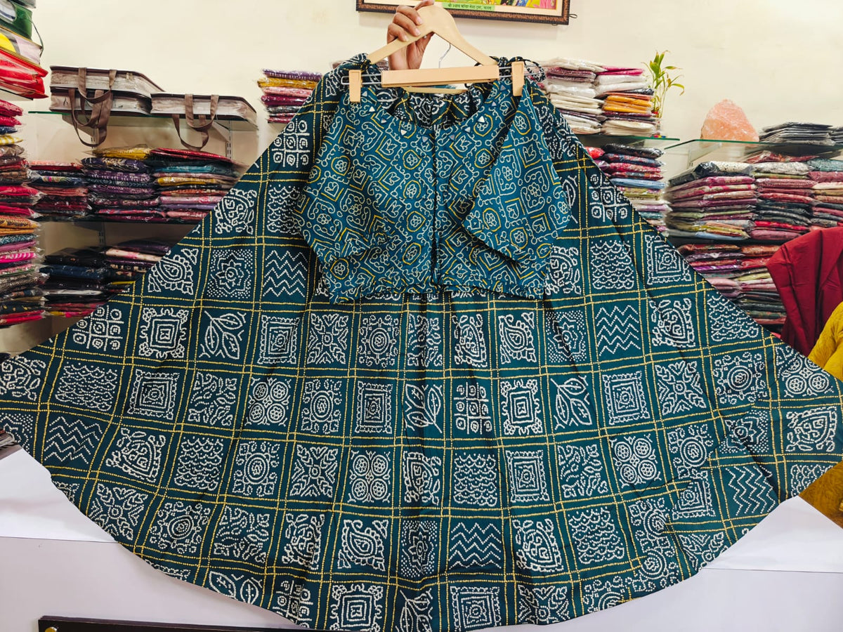 Pure gaji silk with paded blouse two piece set (F121)