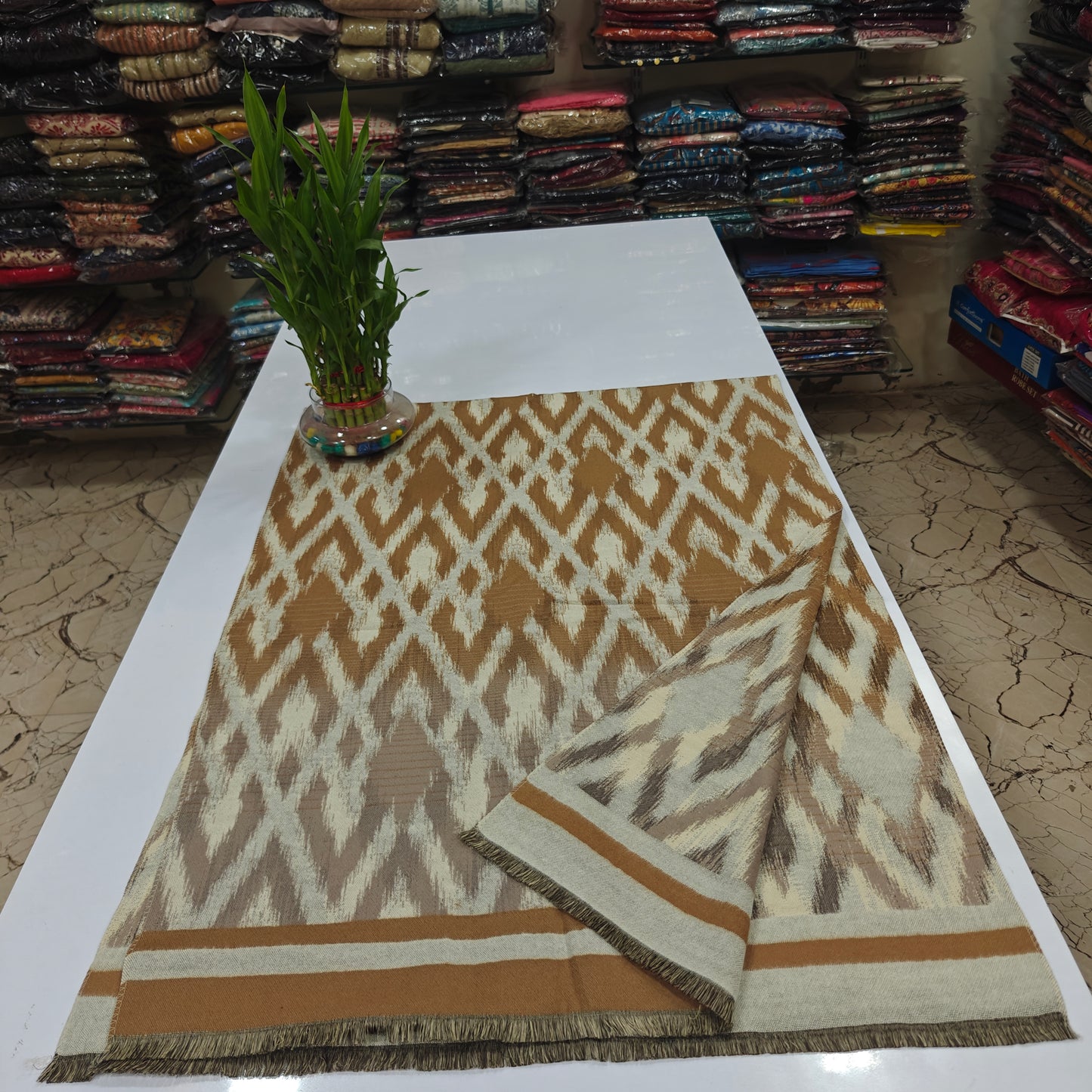 Premium pure soft imported reversible warm stole (Z16)