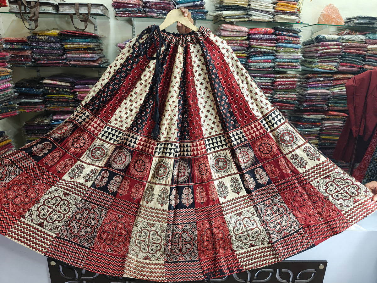 Pure gaji silk flared skirt (F124)