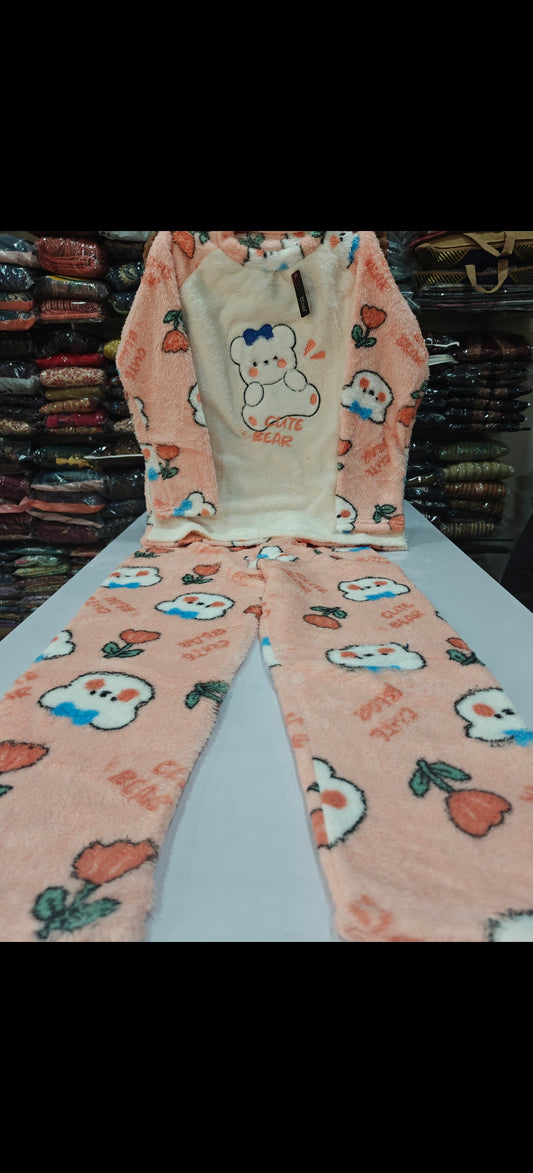 Wollen night dress