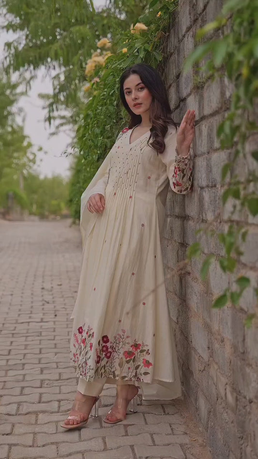 Off white pure cotton with full lining and full thread work three piece set (A317)