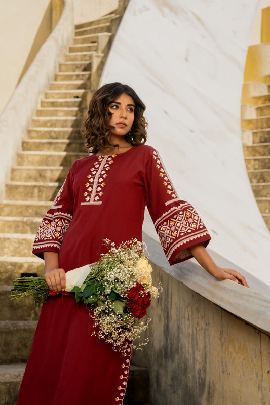 Mahroon handloom cotton with full thread work two piece cordset (P2123)
