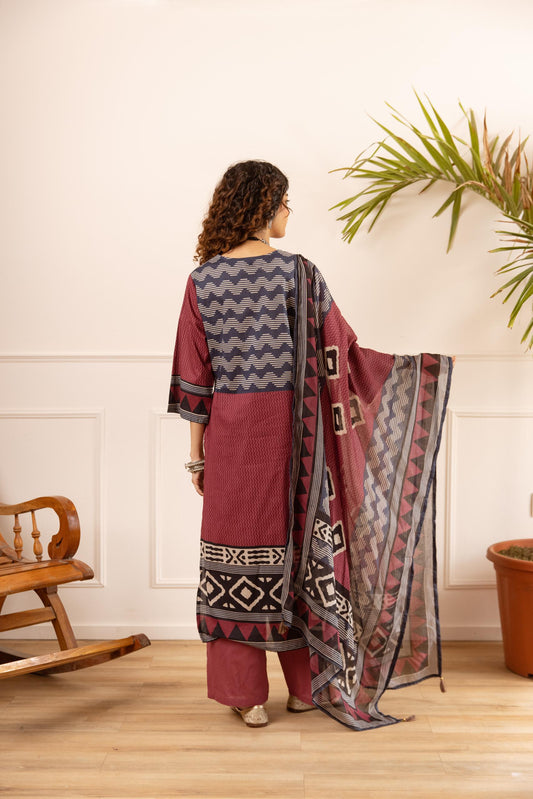 Pure cotton ajrakh print must buy a three piece set (B430)(dispatch next week)