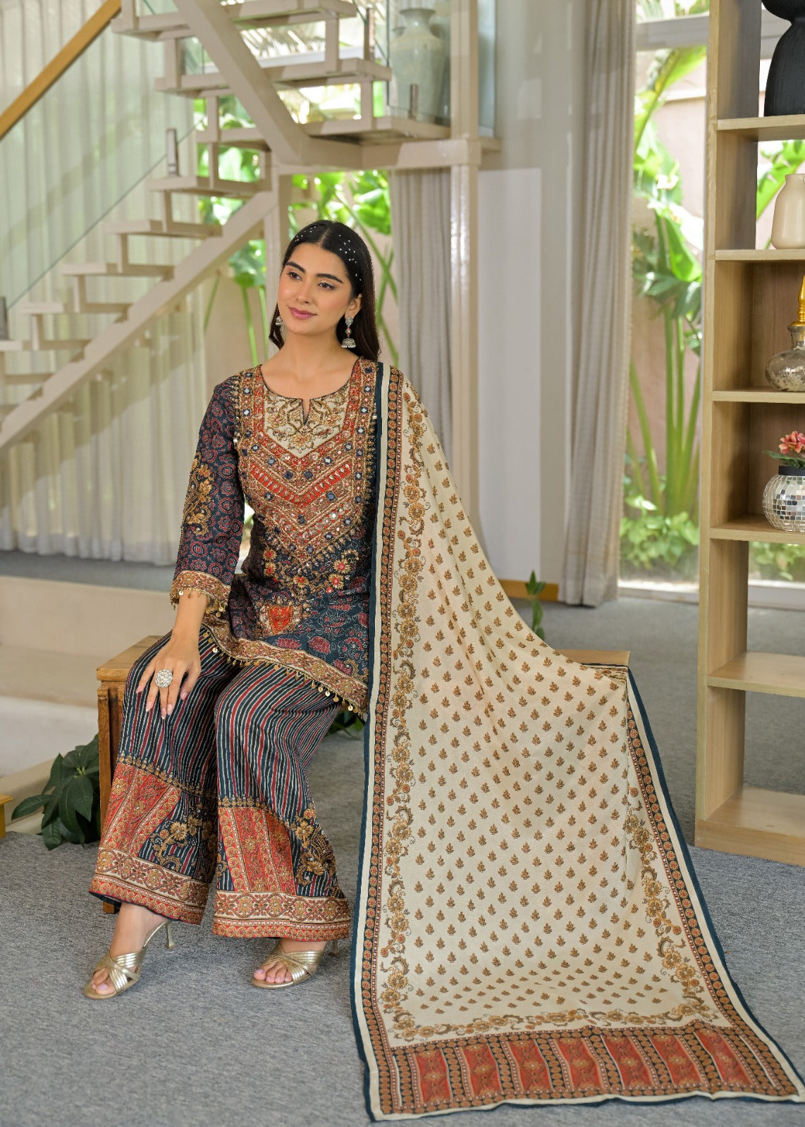 Pure dola silk designer three piece set (C538)