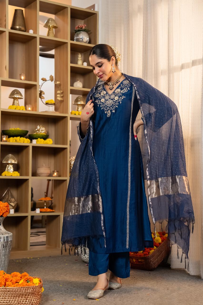 Santoori silk with lining three piece set (S278)