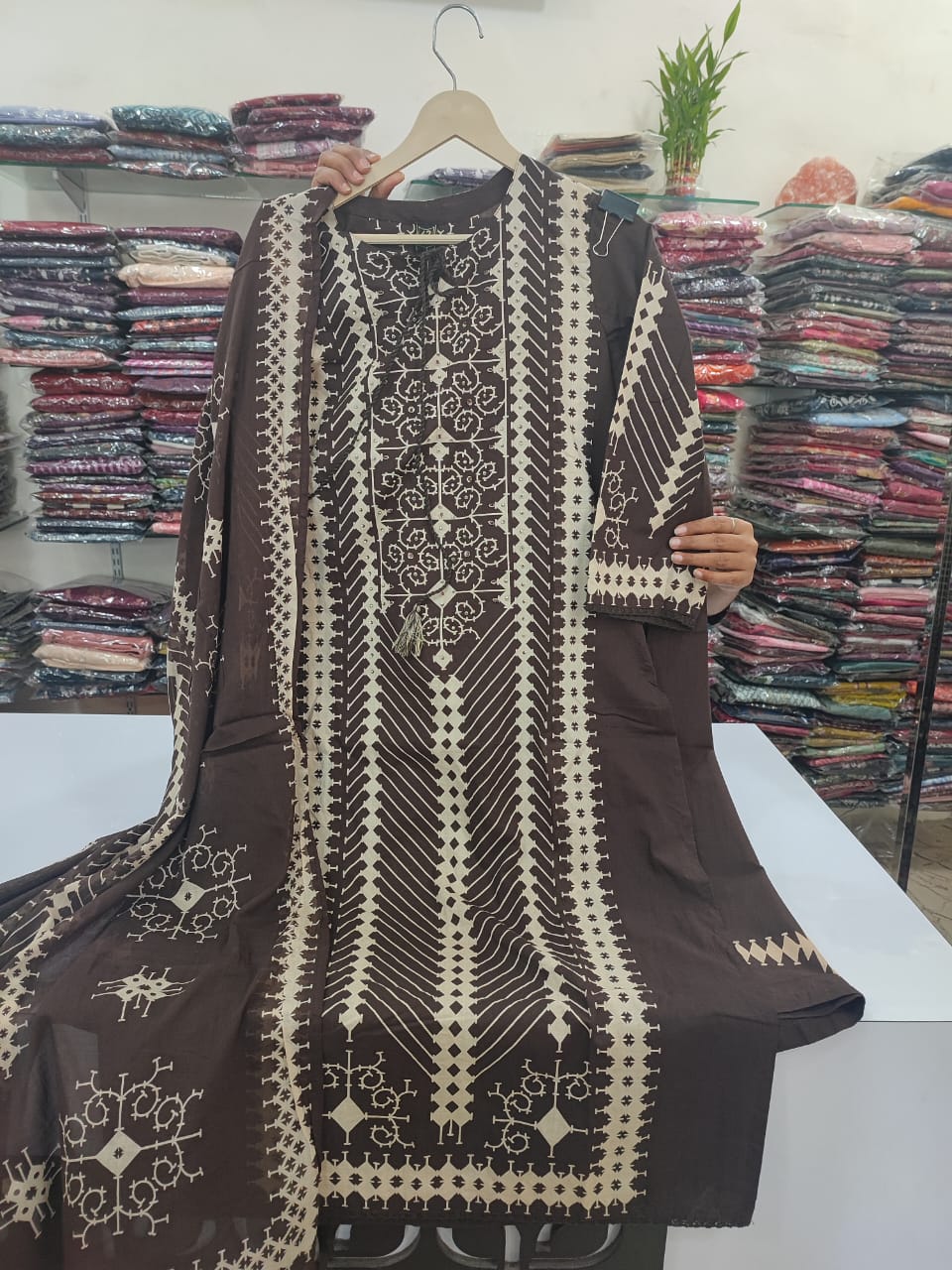 Brown pure cotton placement print three piece set (B345)