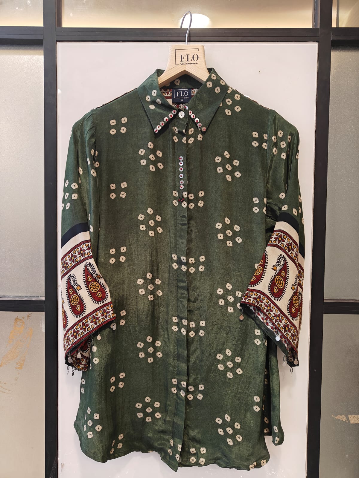 Pure crape bandani shirt (B411)