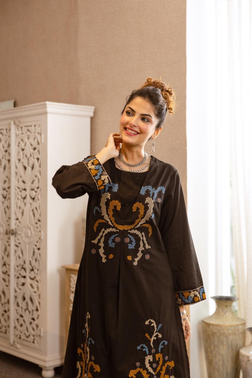 Black Pure cotton fully embroidered on top and bottom smart two piece cordset (S173)