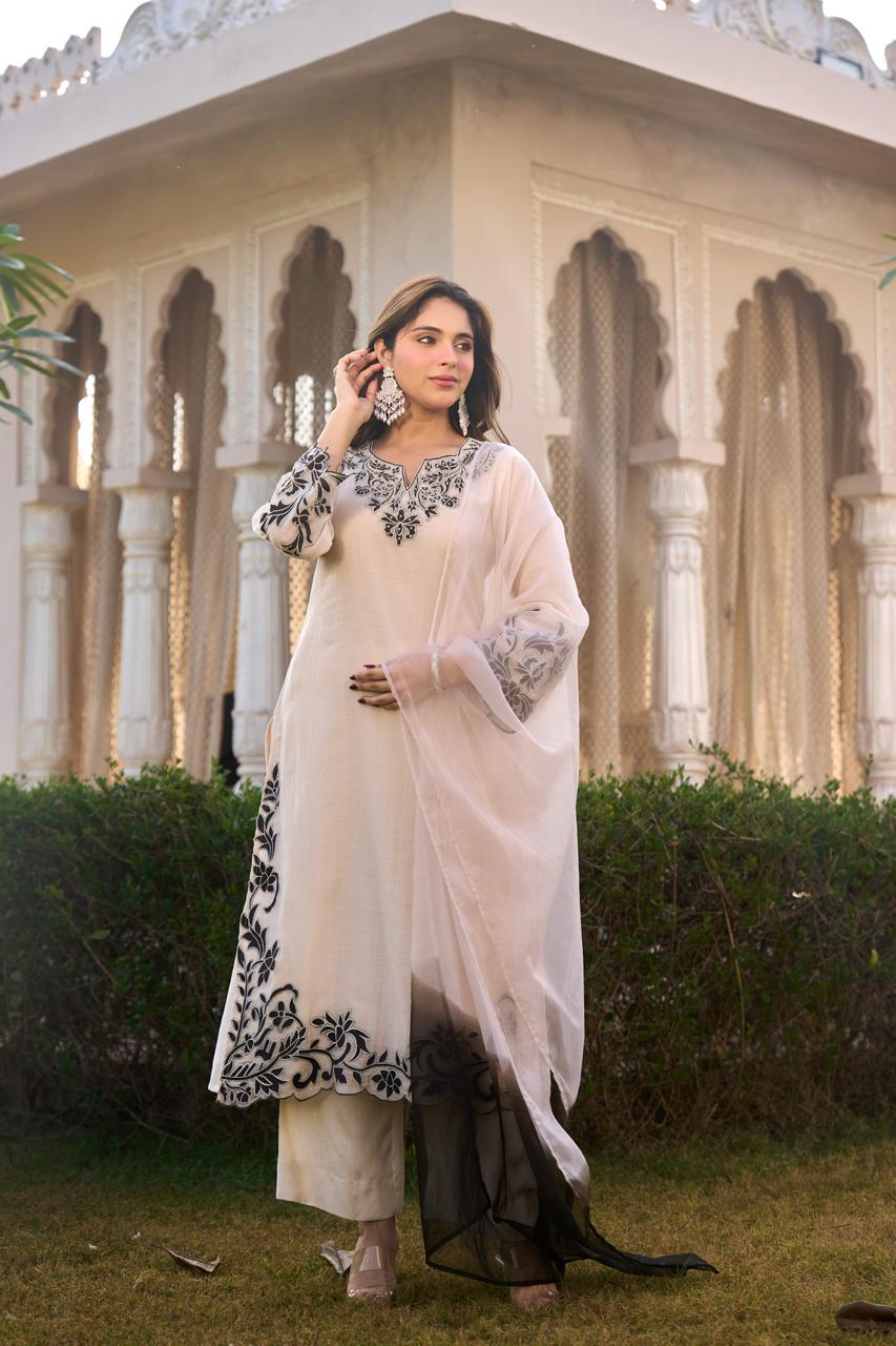 Mul chanderi with applique work and organza dupatta three piece set (A1939)